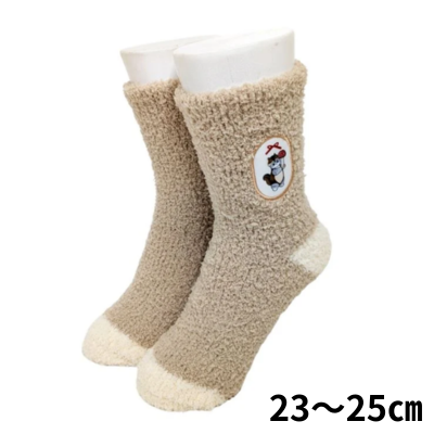 mofusand Fluffy Crew Socks (Squirrel and Mushroom Patch)